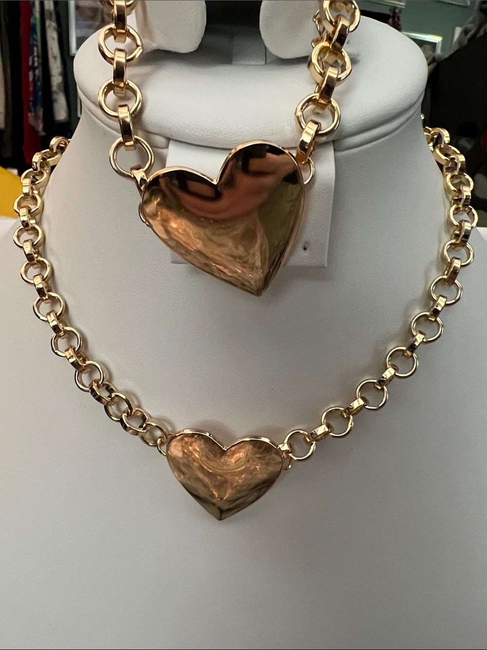 Paparazzi Gold Heart Link Necklace and matching clasp bracelet